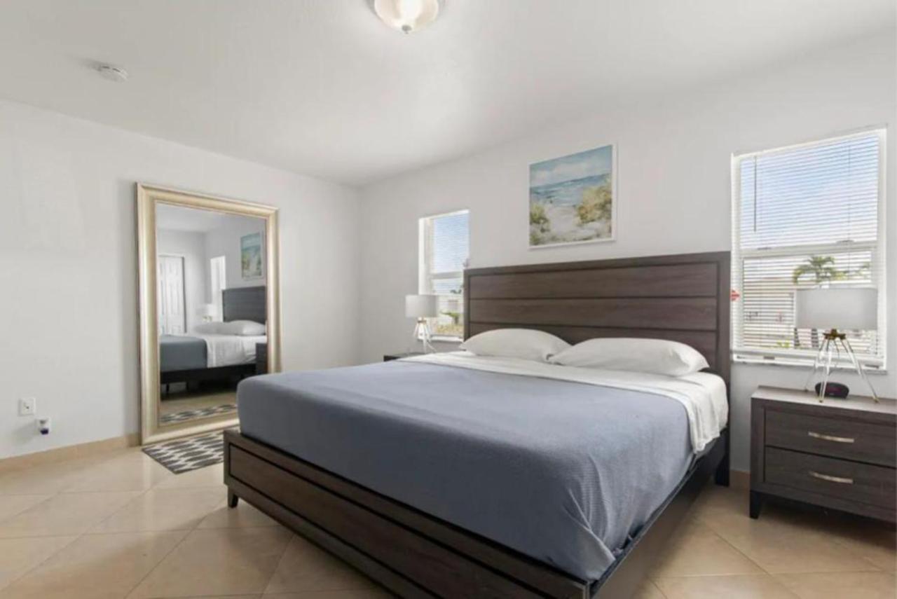 Lake Life - 3 2 Lake House Near Hardrock Casino Villa Fort Lauderdale Exterior foto